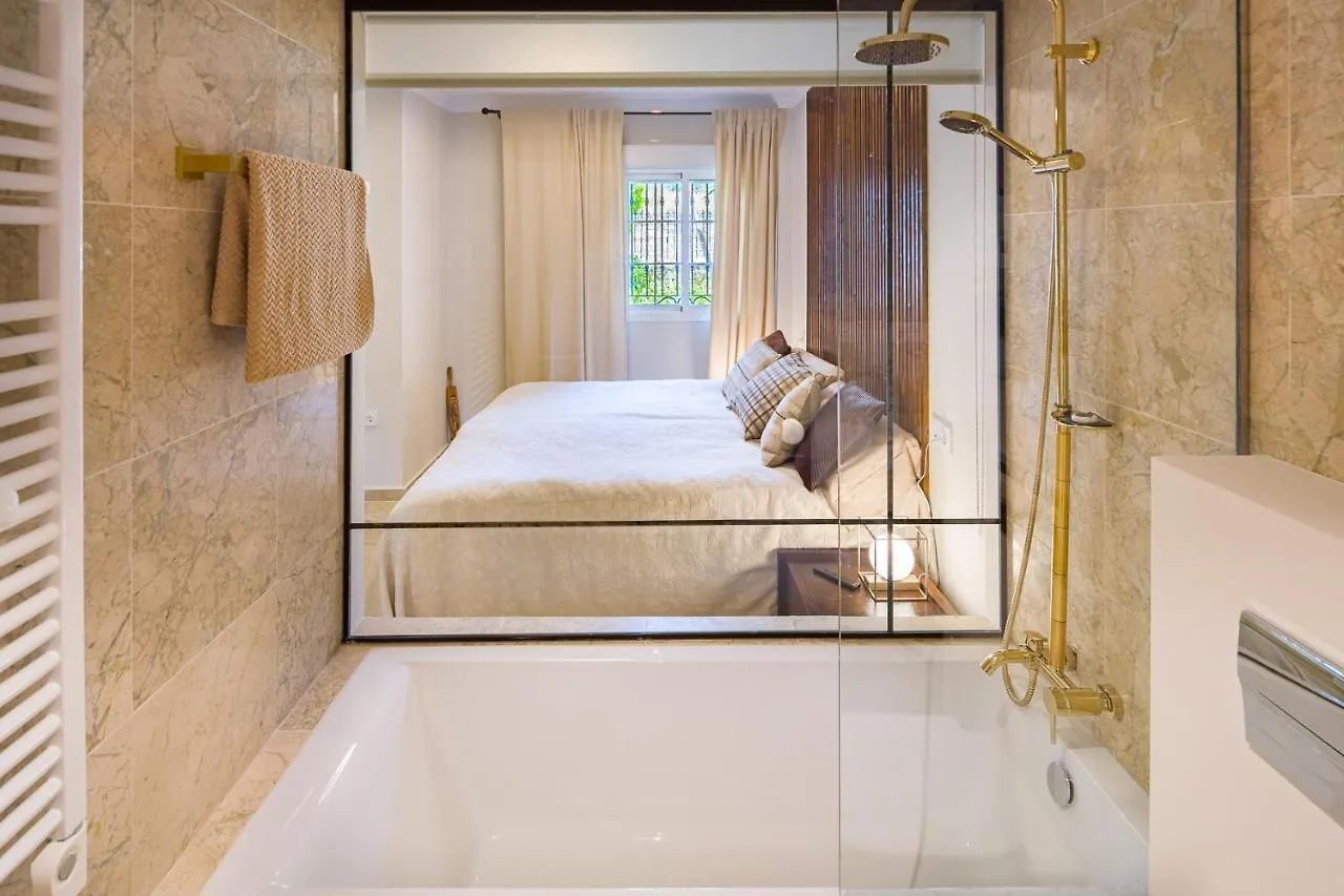 Next To Puente Romano Newly Done Modern Style 5 Star Luxury Stay Marbella Spagna
