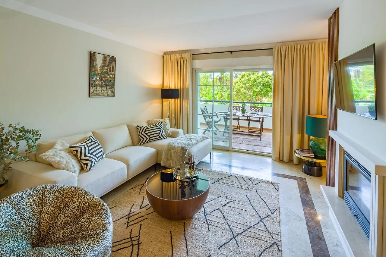 Apartment Next To Puente Romano Newly Done Modern Style 5 Star Luxury Stay Marbella